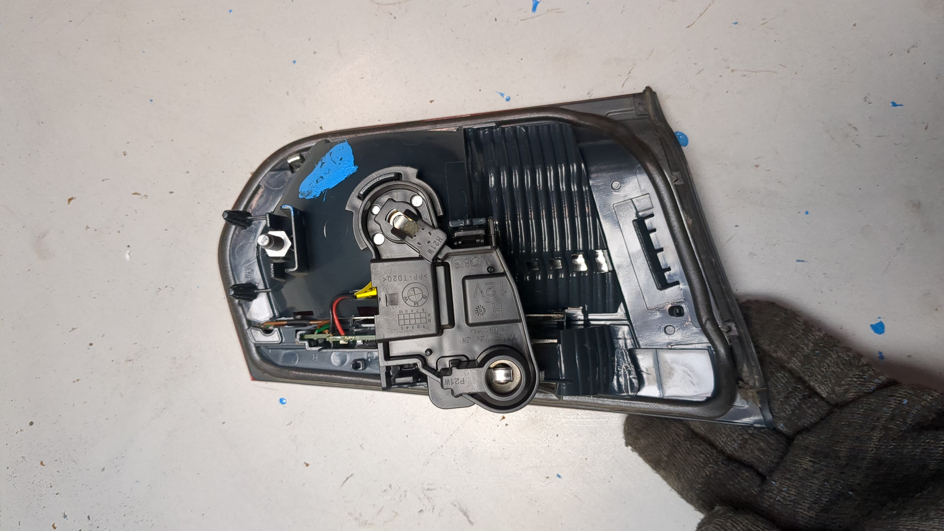 Фонарь задний внутренний правый