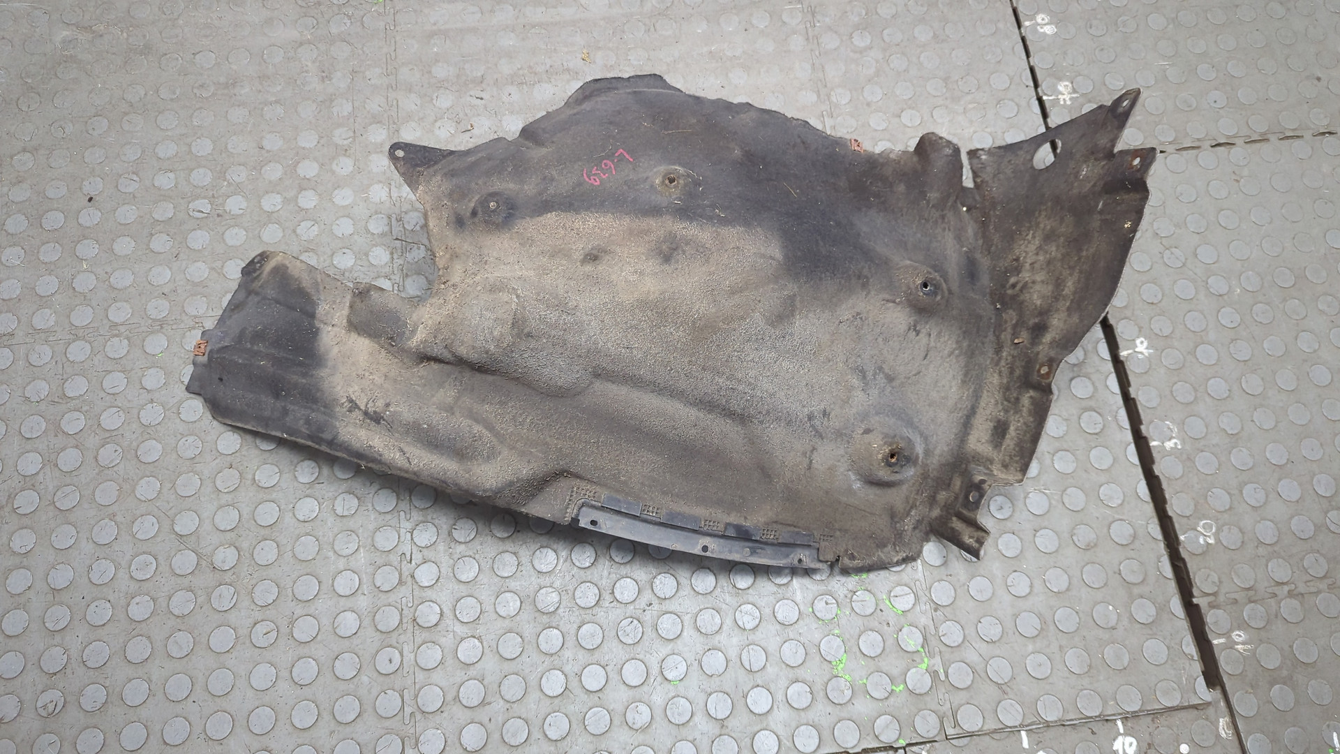 Локер передний левый