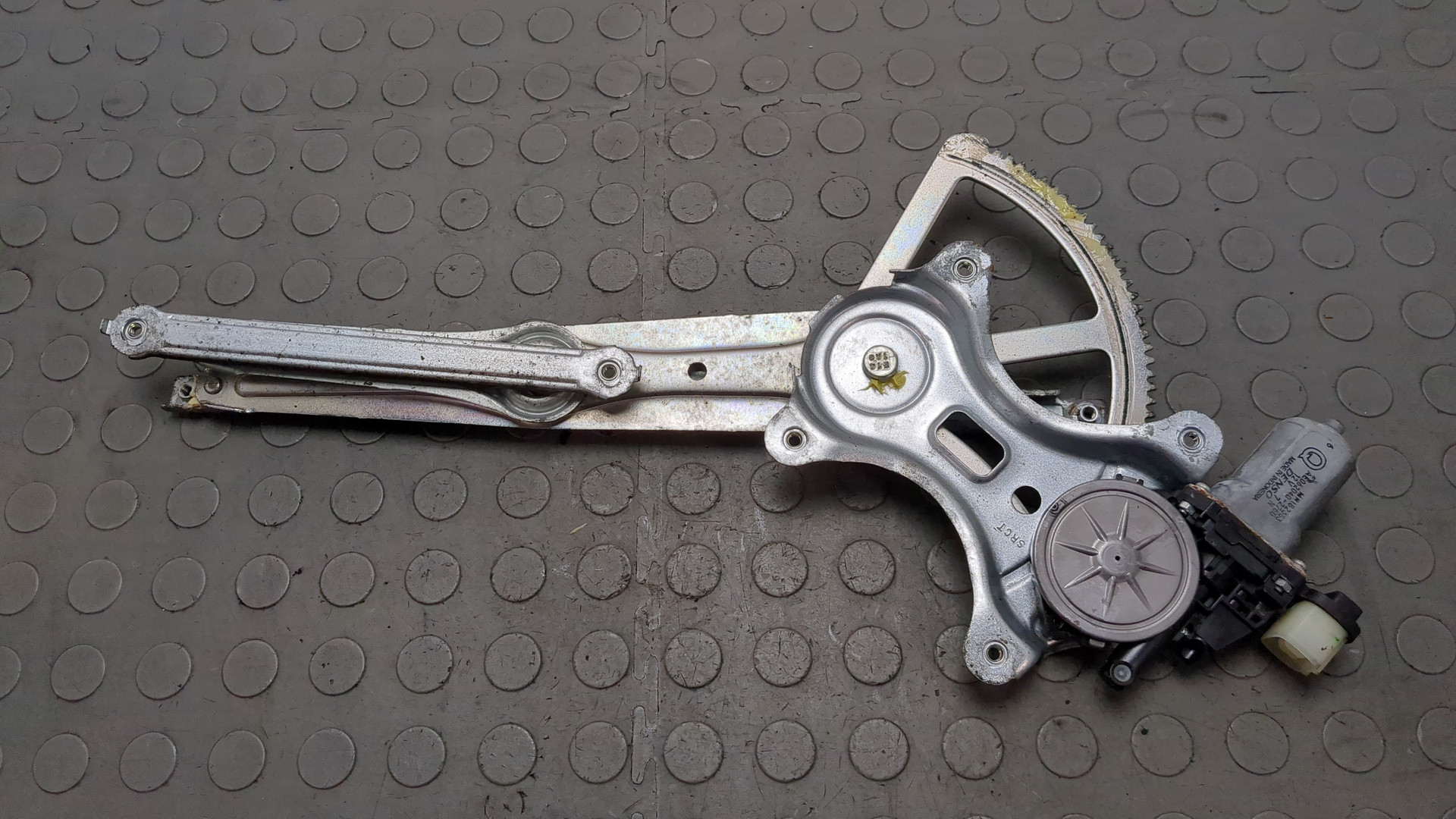 Стеклоподъемник электр. передний левый