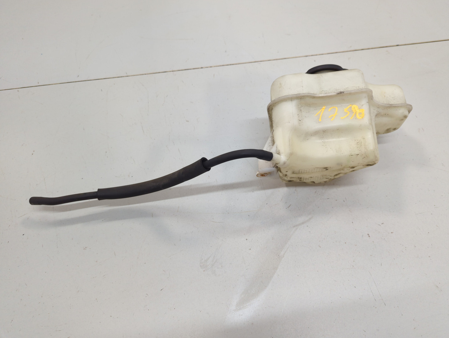 Бачок расширительный