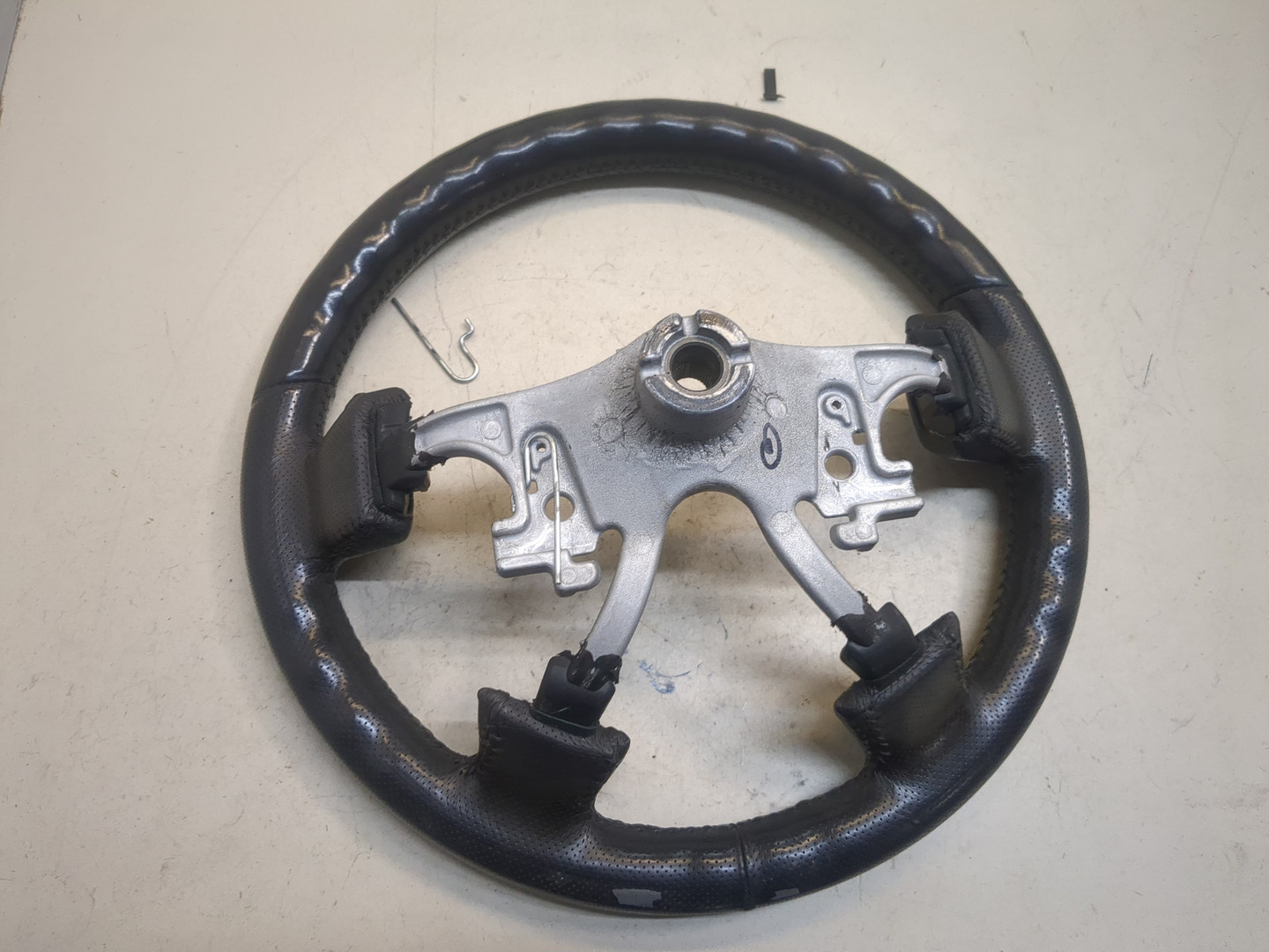 Рулевое колесо (руль)