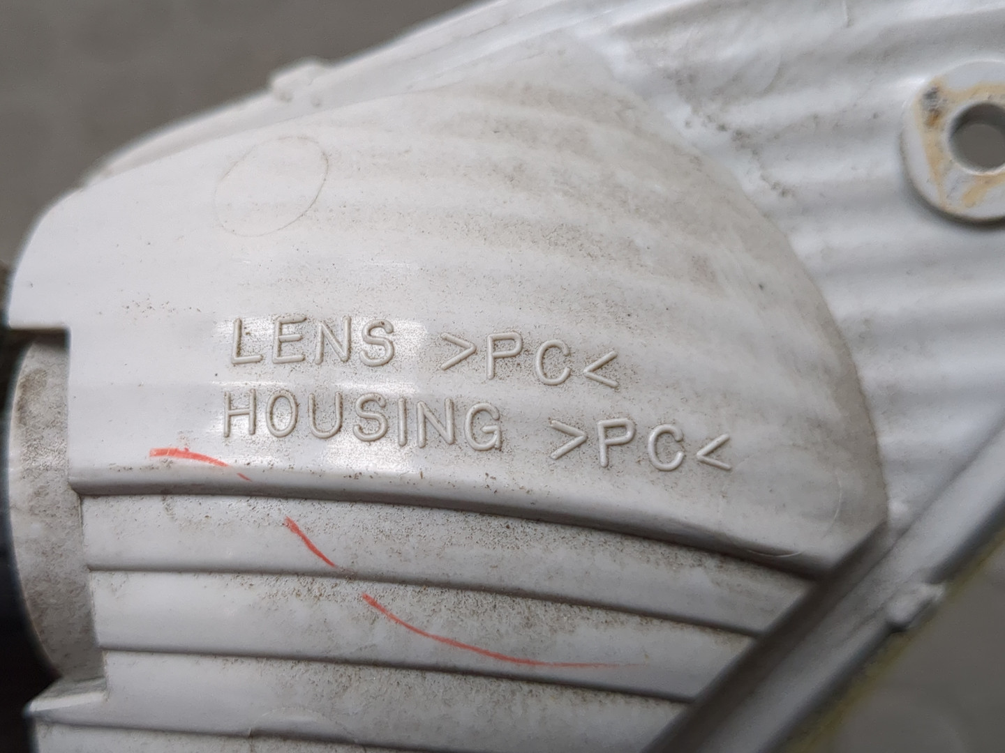 Плафон салонный