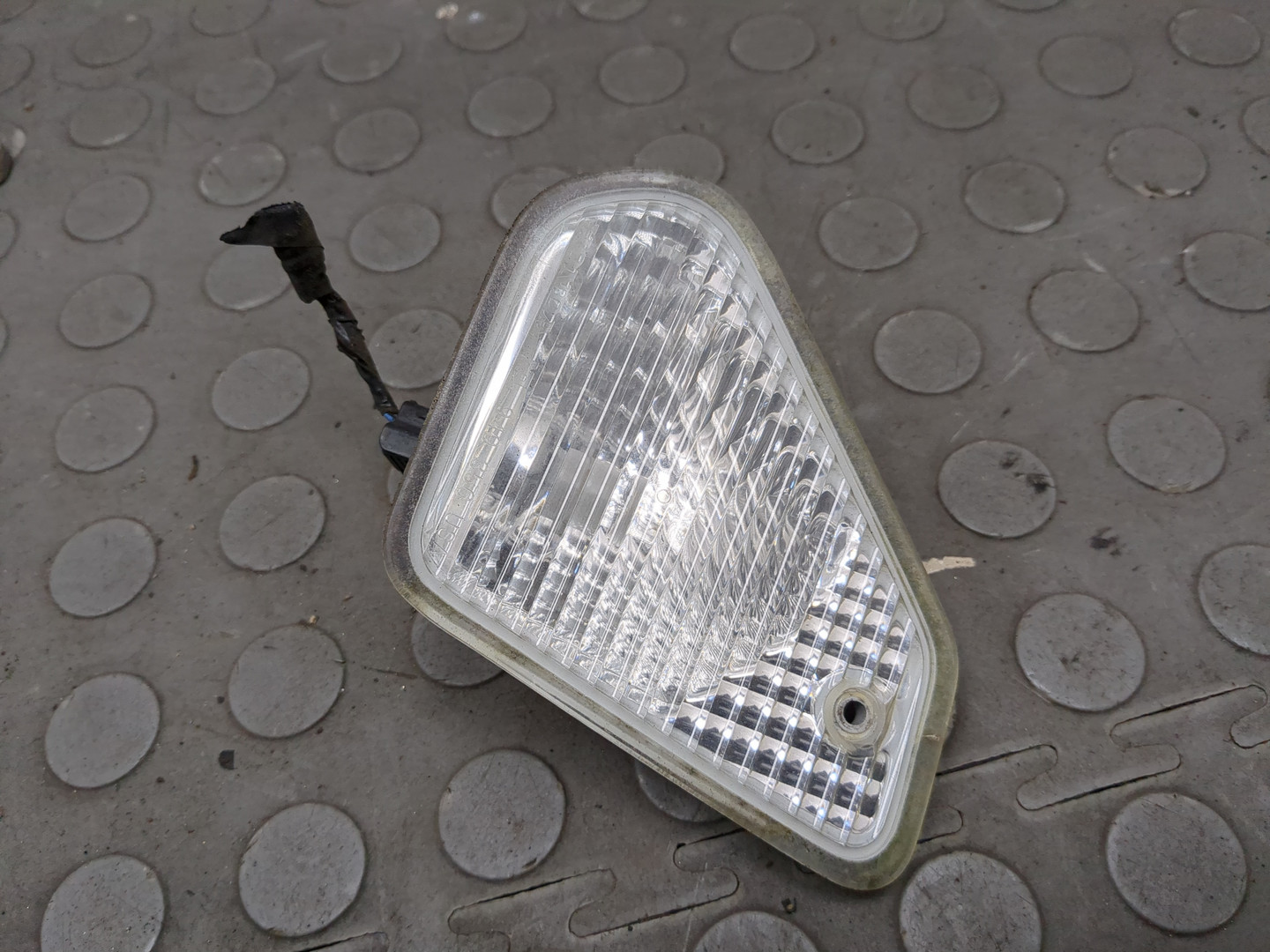 Плафон салонный