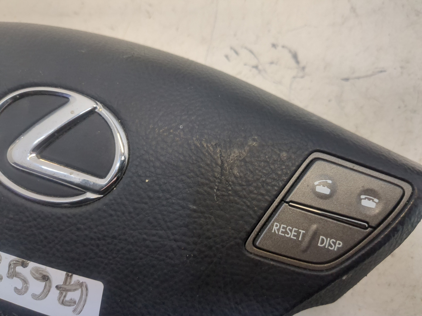 Подушка безопасности в рулевое колесо