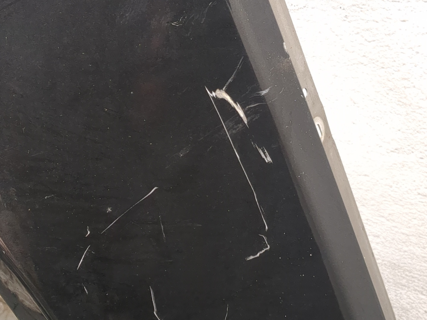 Крыло переднее левое