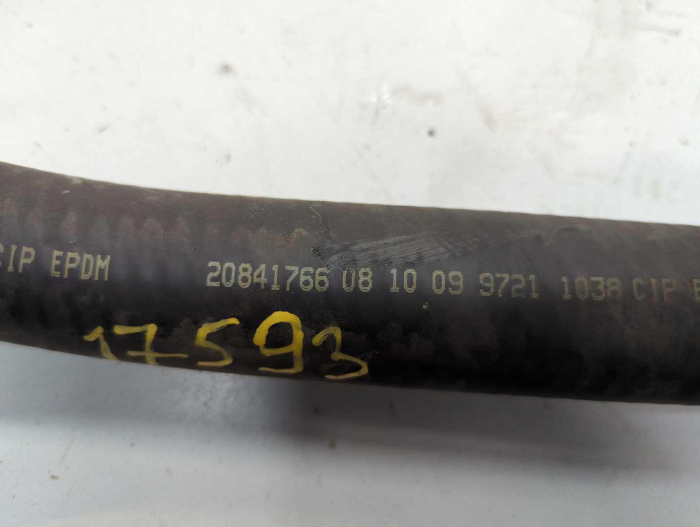 Шланг системы охлаждения