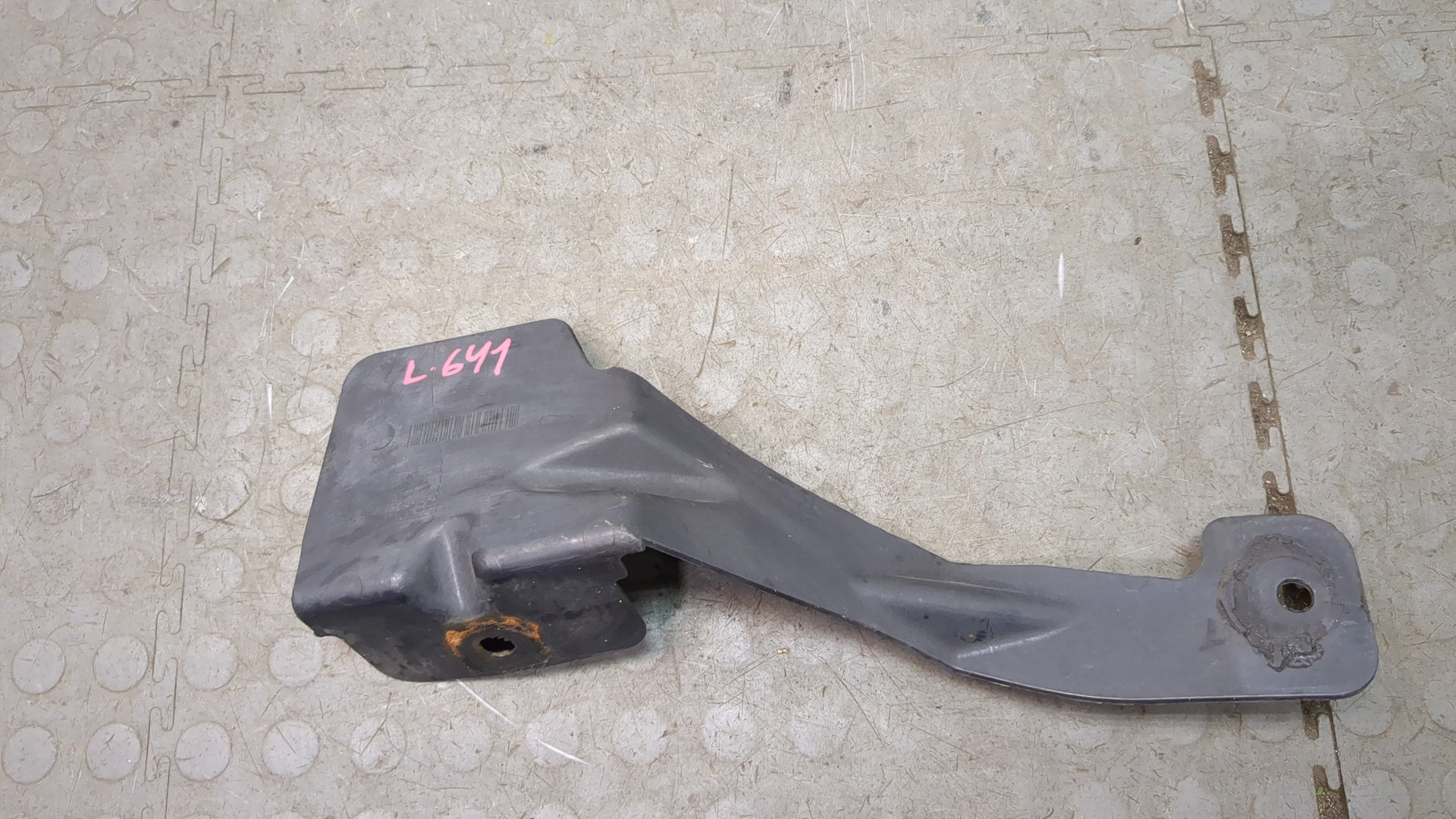 Накладка (кузов наружные)