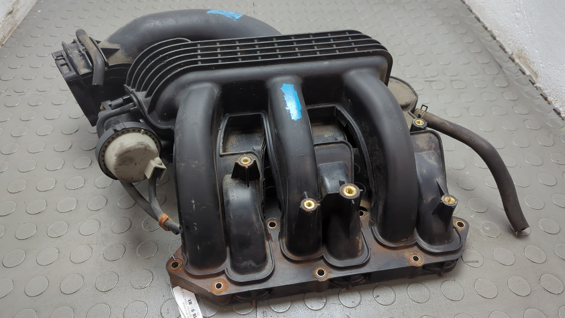 Коллектор впускной