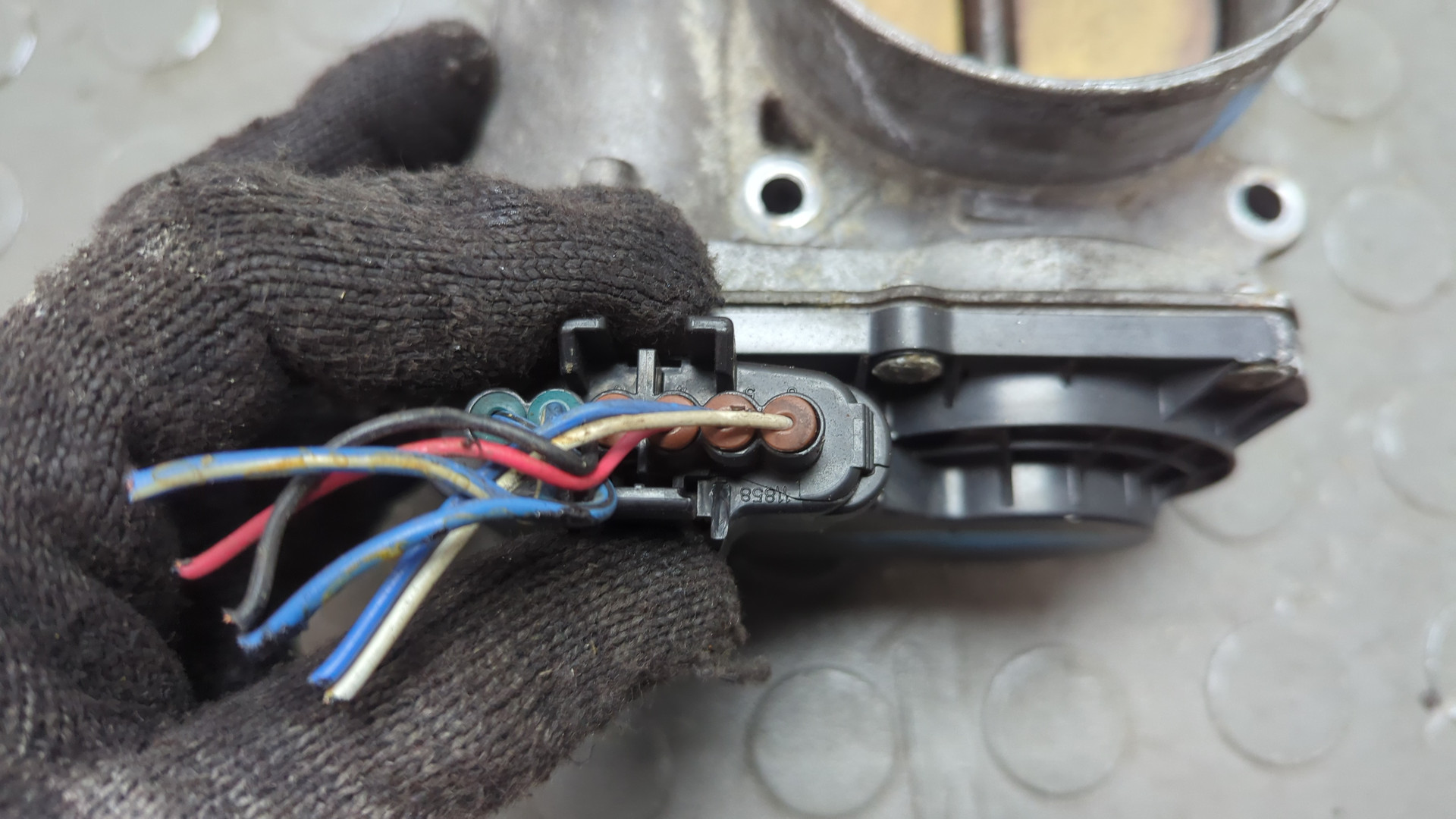 Заслонка дроссельная электрическая