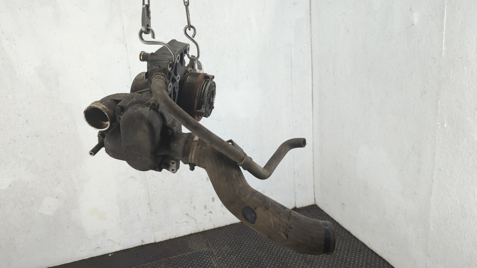 Насос водяной (помпа)