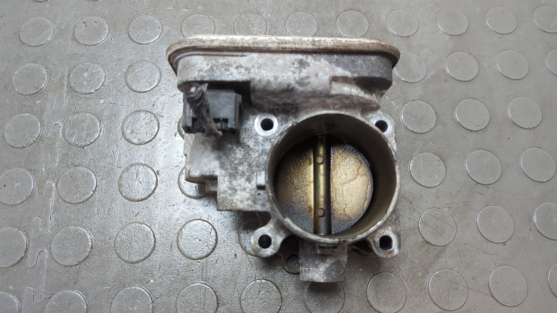 Заслонка дроссельная электрическая