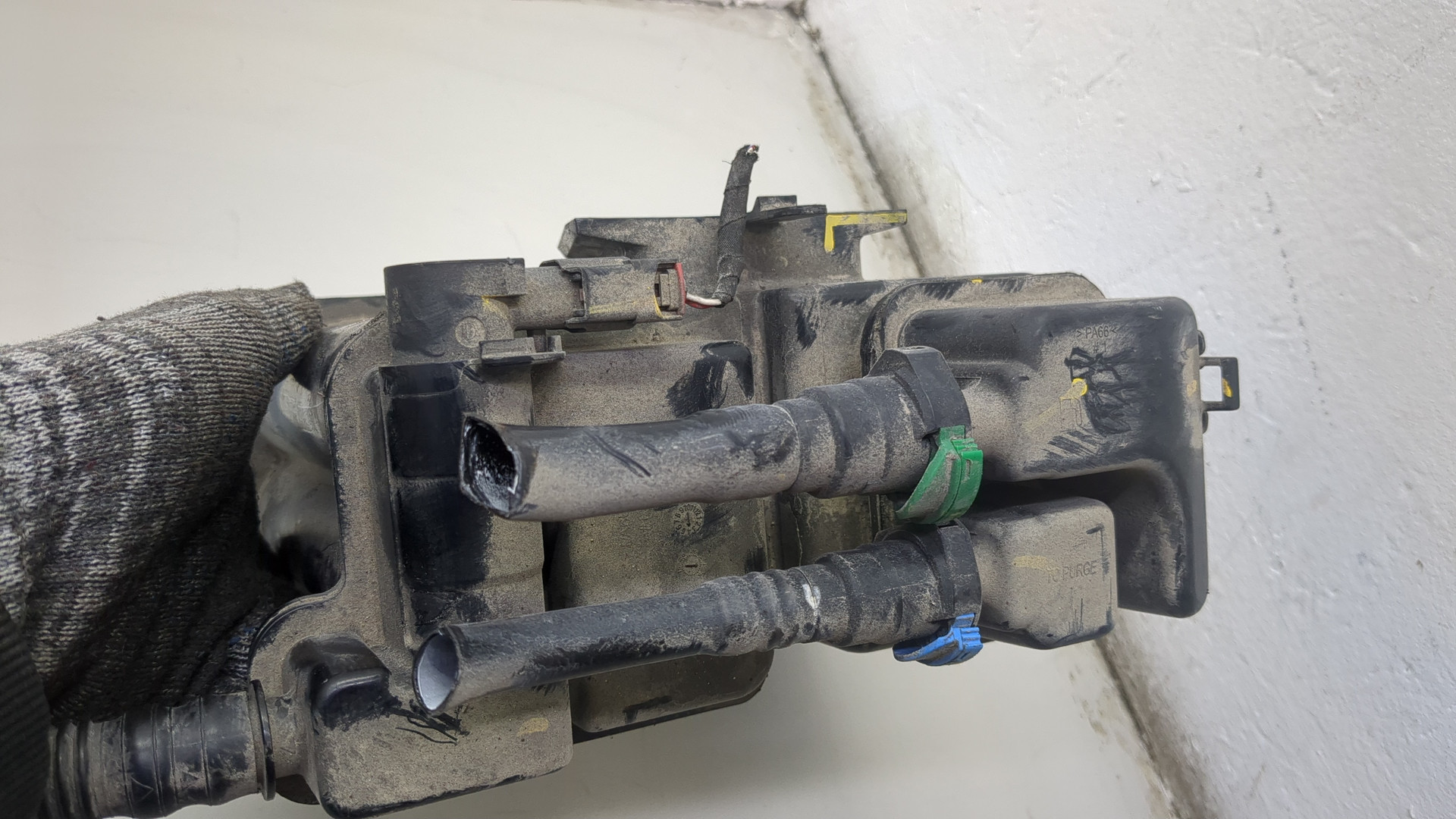 Абсорбер (фильтр угольный)