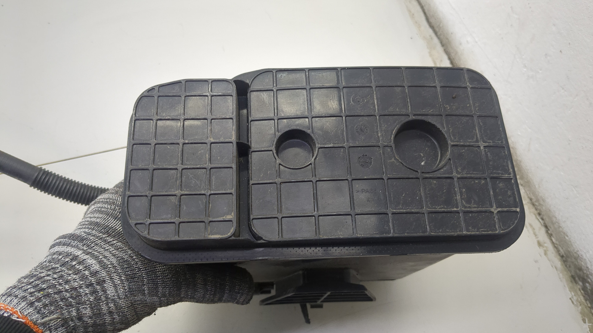 Абсорбер (фильтр угольный)