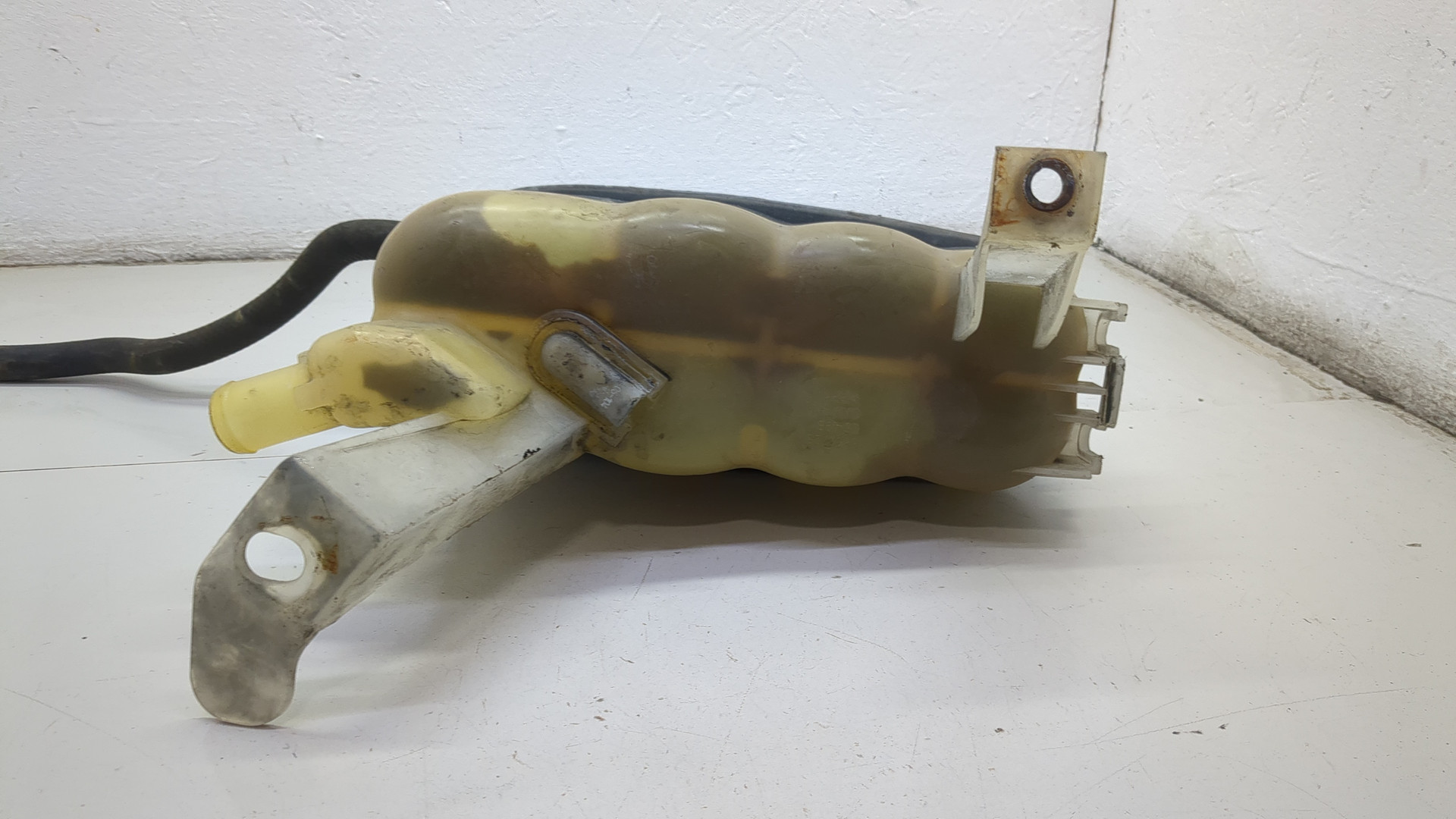 Бачок расширительный