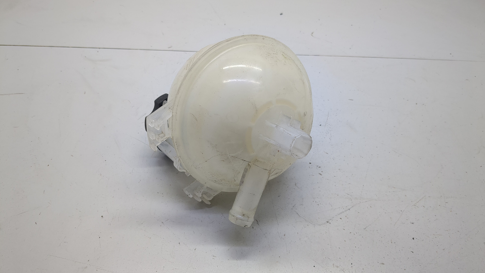 Бачок расширительный