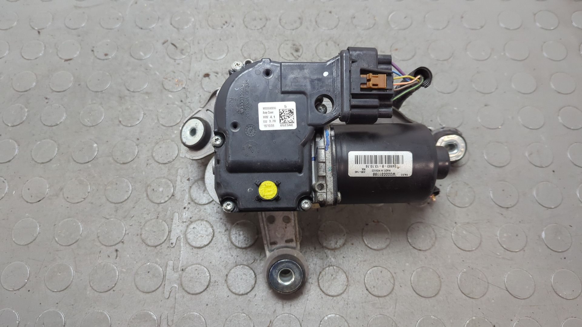 Трапеция стеклоочистителей