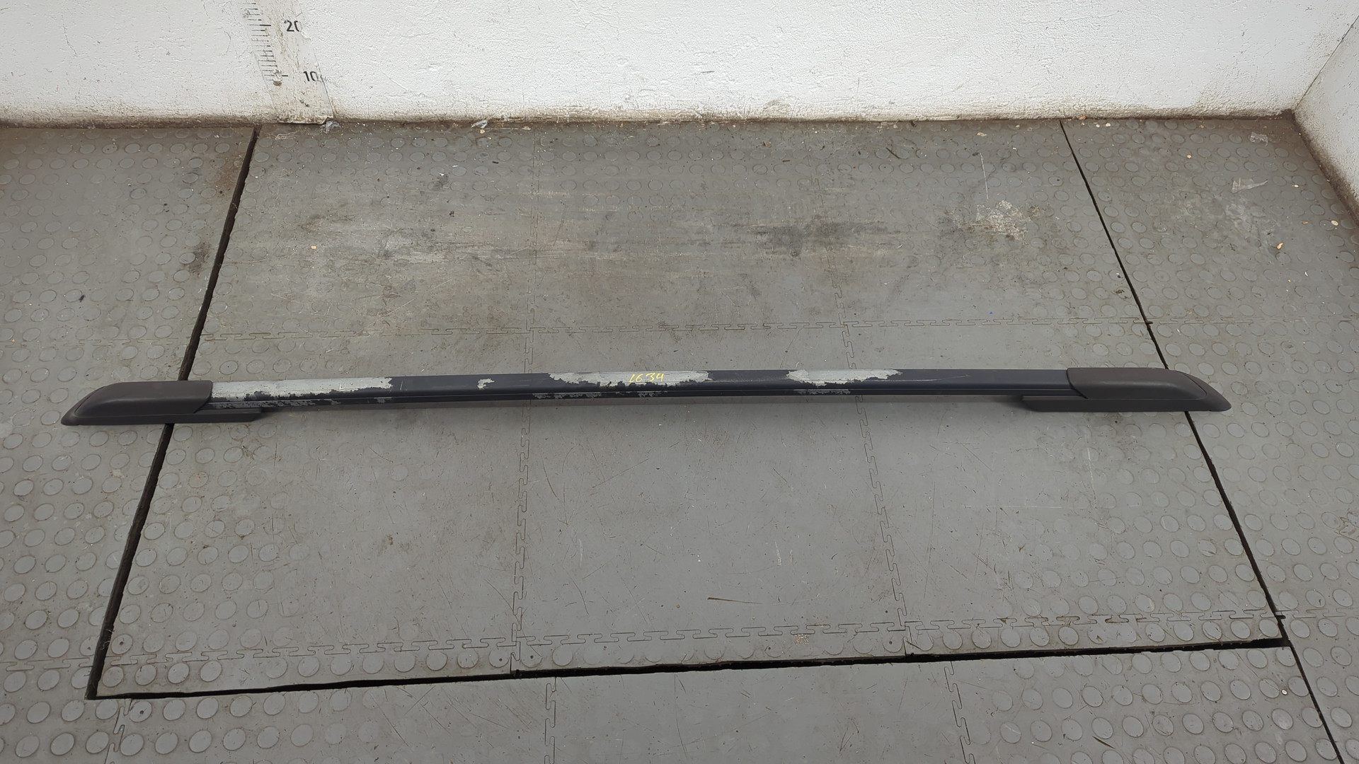 Рейлинг (релинг) правый (планка на крышу)