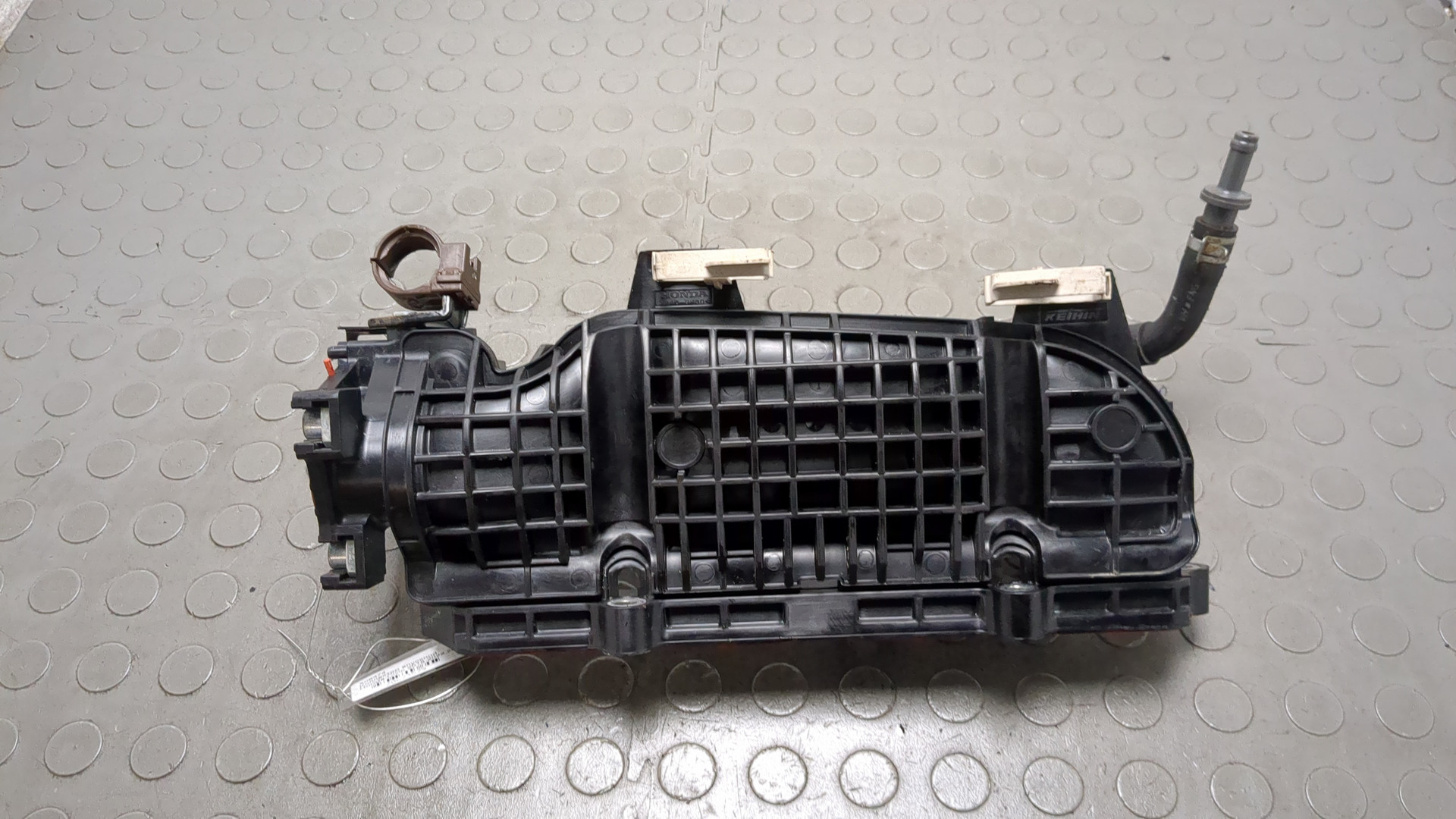 Коллектор впускной