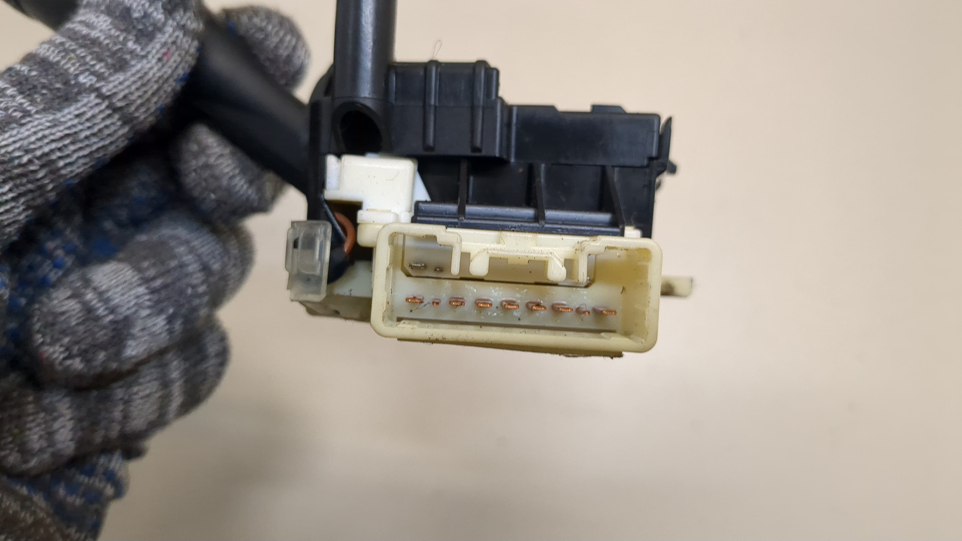 Переключатель поворотов подрулевой