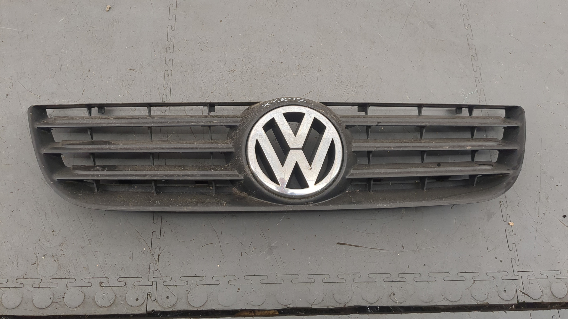 Решетка радиатора