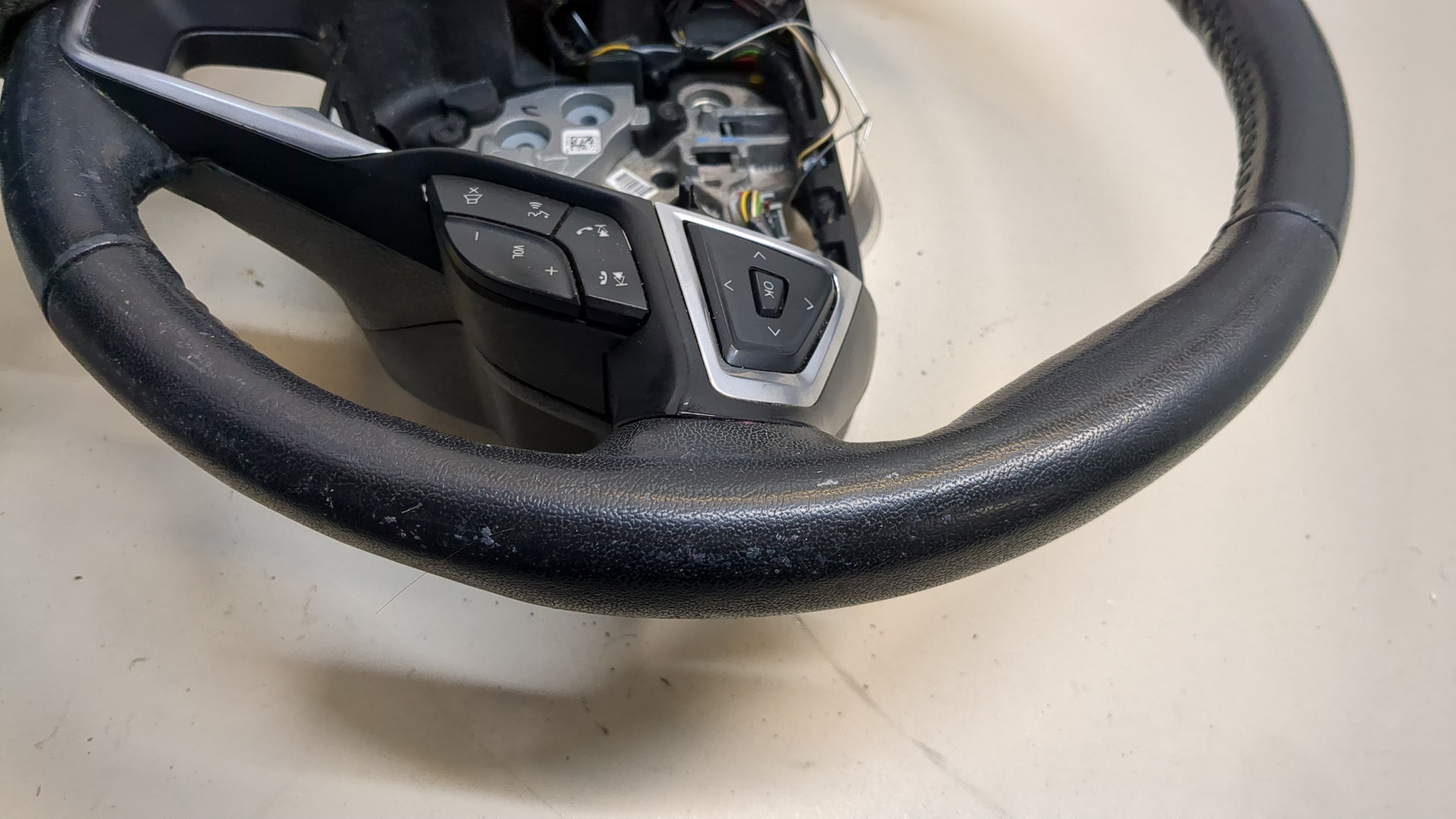 Рулевое колесо (руль)