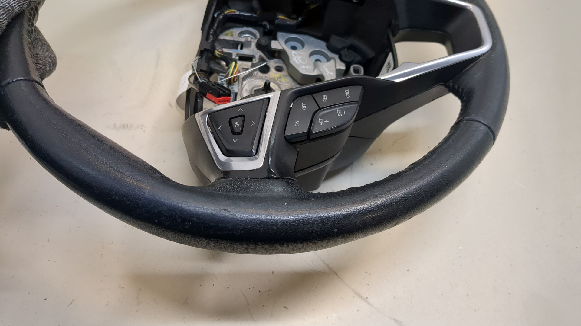 Рулевое колесо (руль)