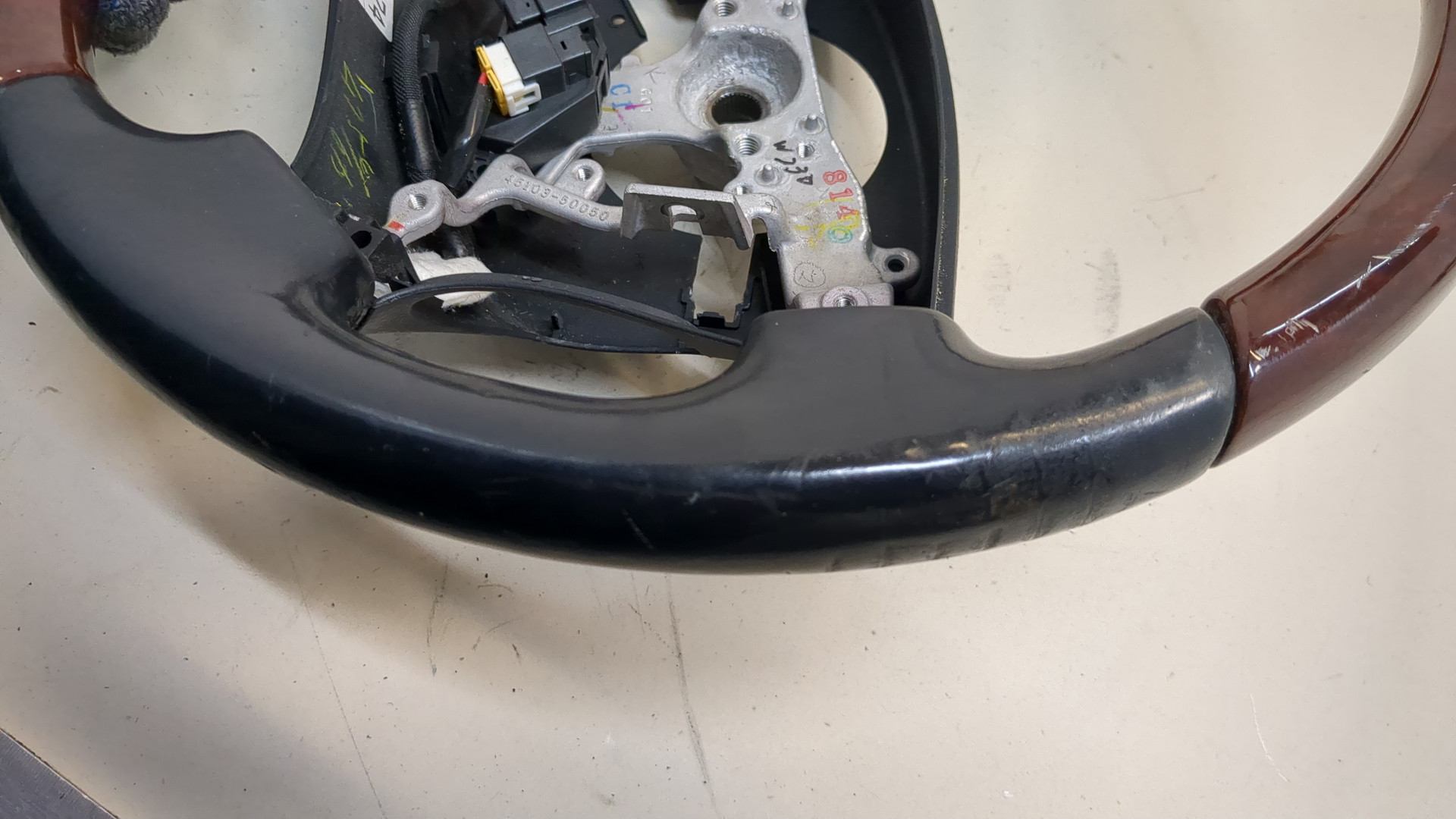 Рулевое колесо (руль)