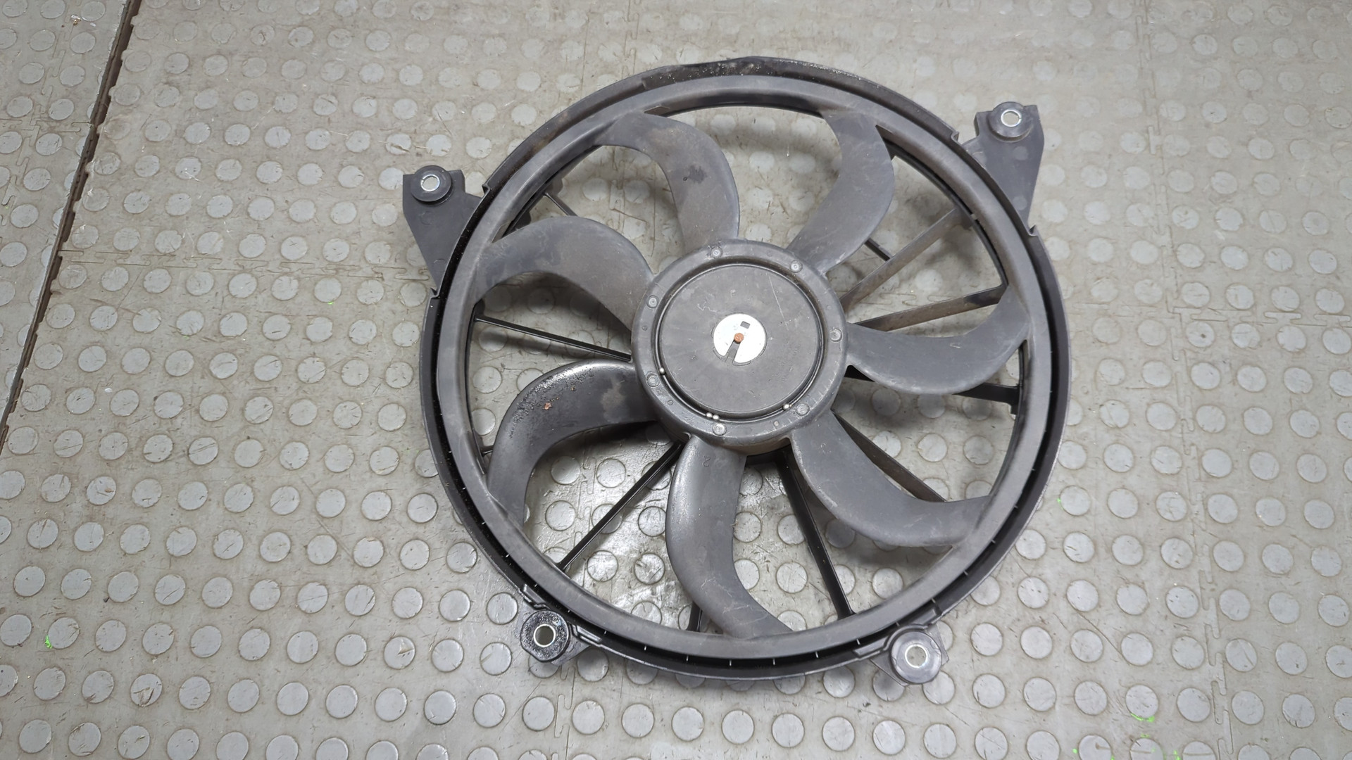 Вентилятор радиатора