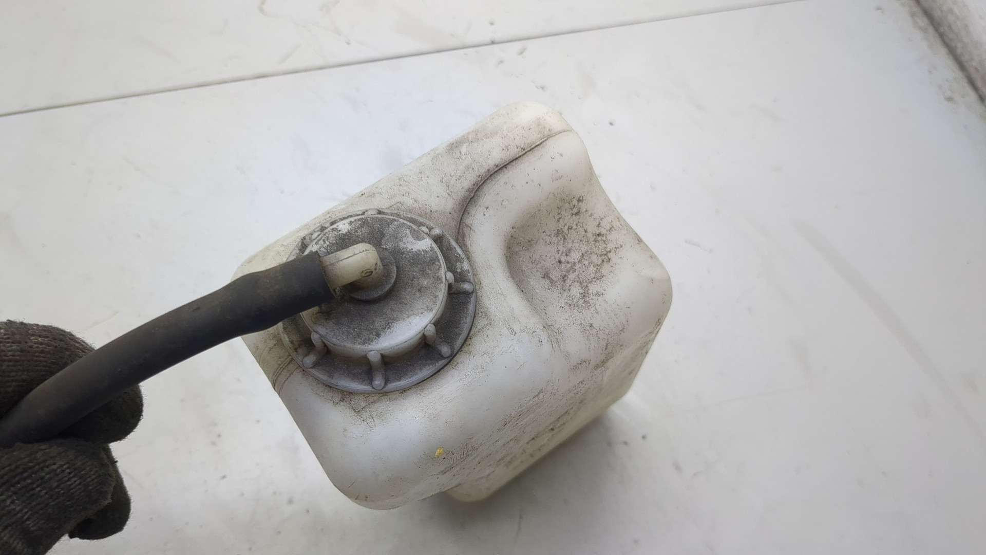 Бачок расширительный