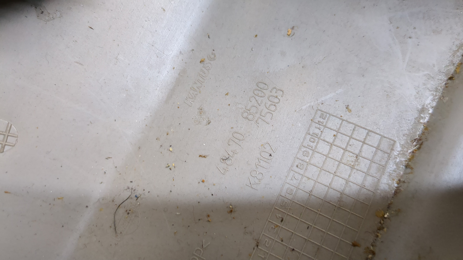 Кожух рулевой колонки