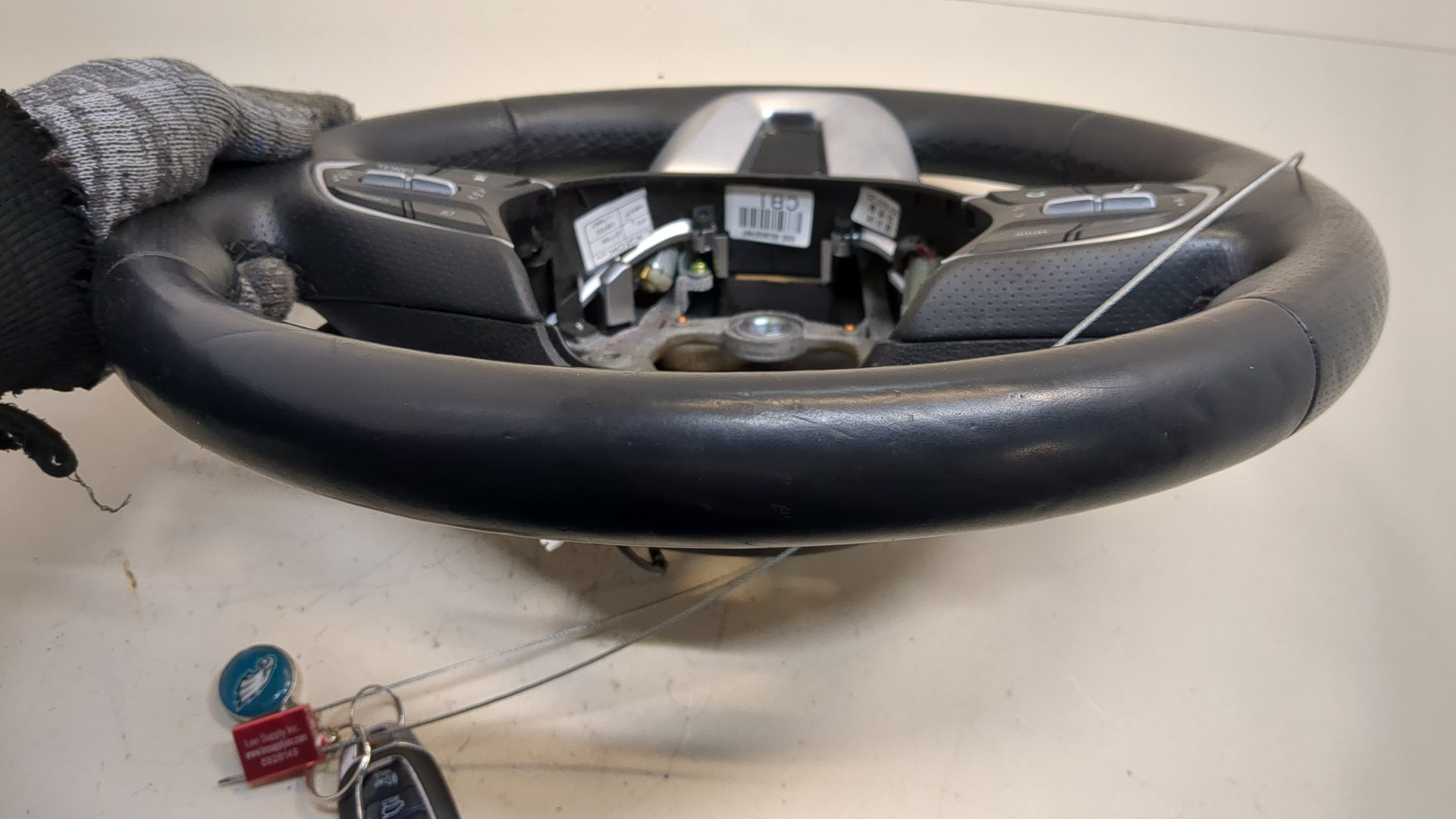 Рулевое колесо (руль)