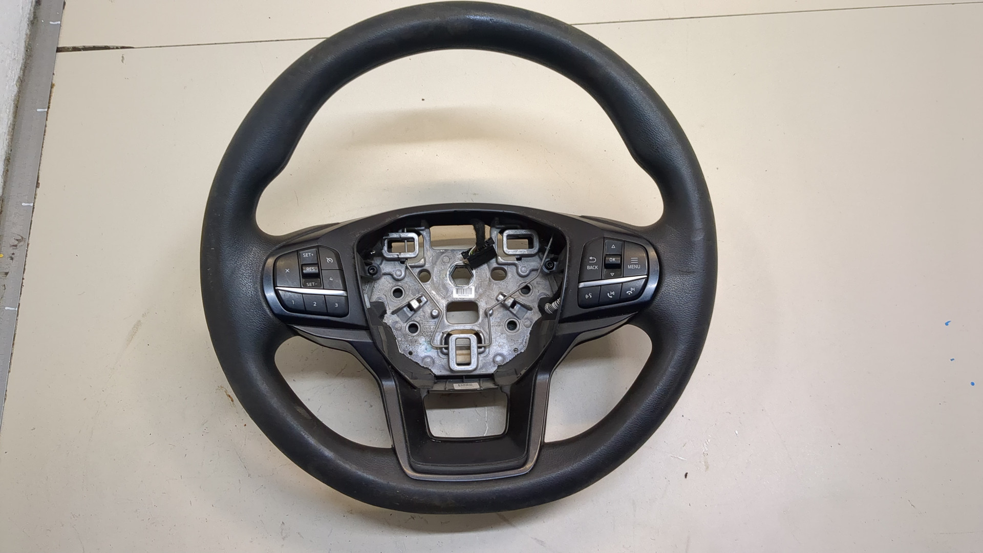 Рулевое колесо (руль)