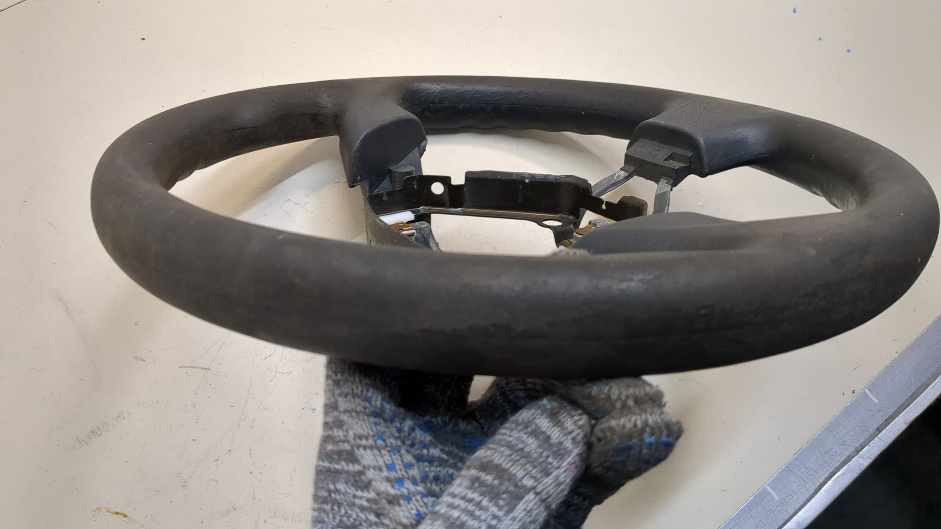 Рулевое колесо (руль)