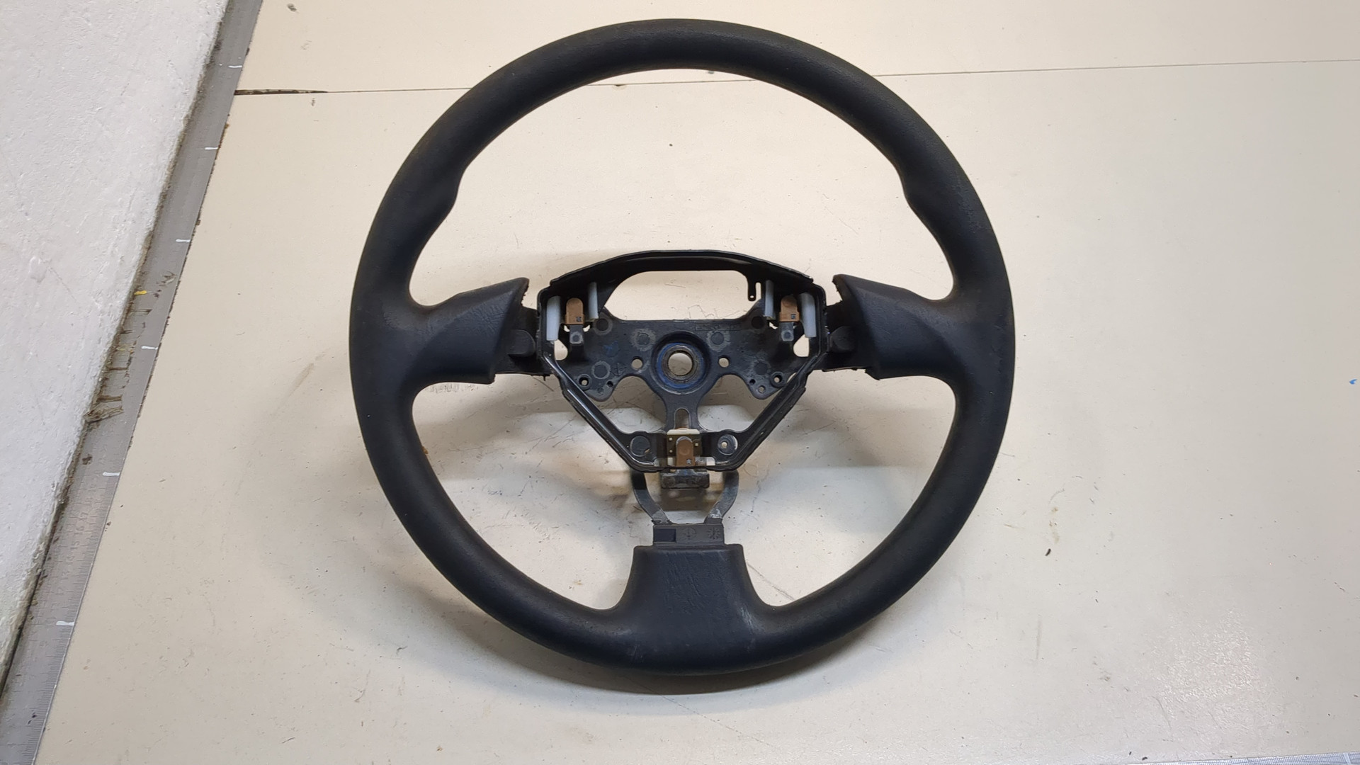 Рулевое колесо (руль)