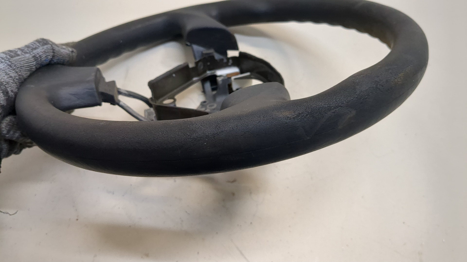 Рулевое колесо (руль)