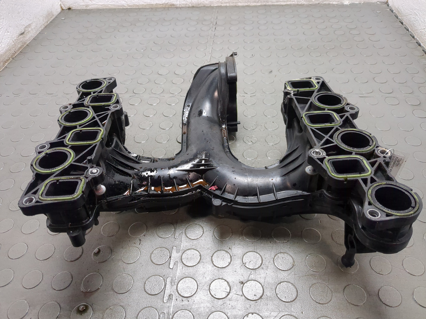 Коллектор впускной