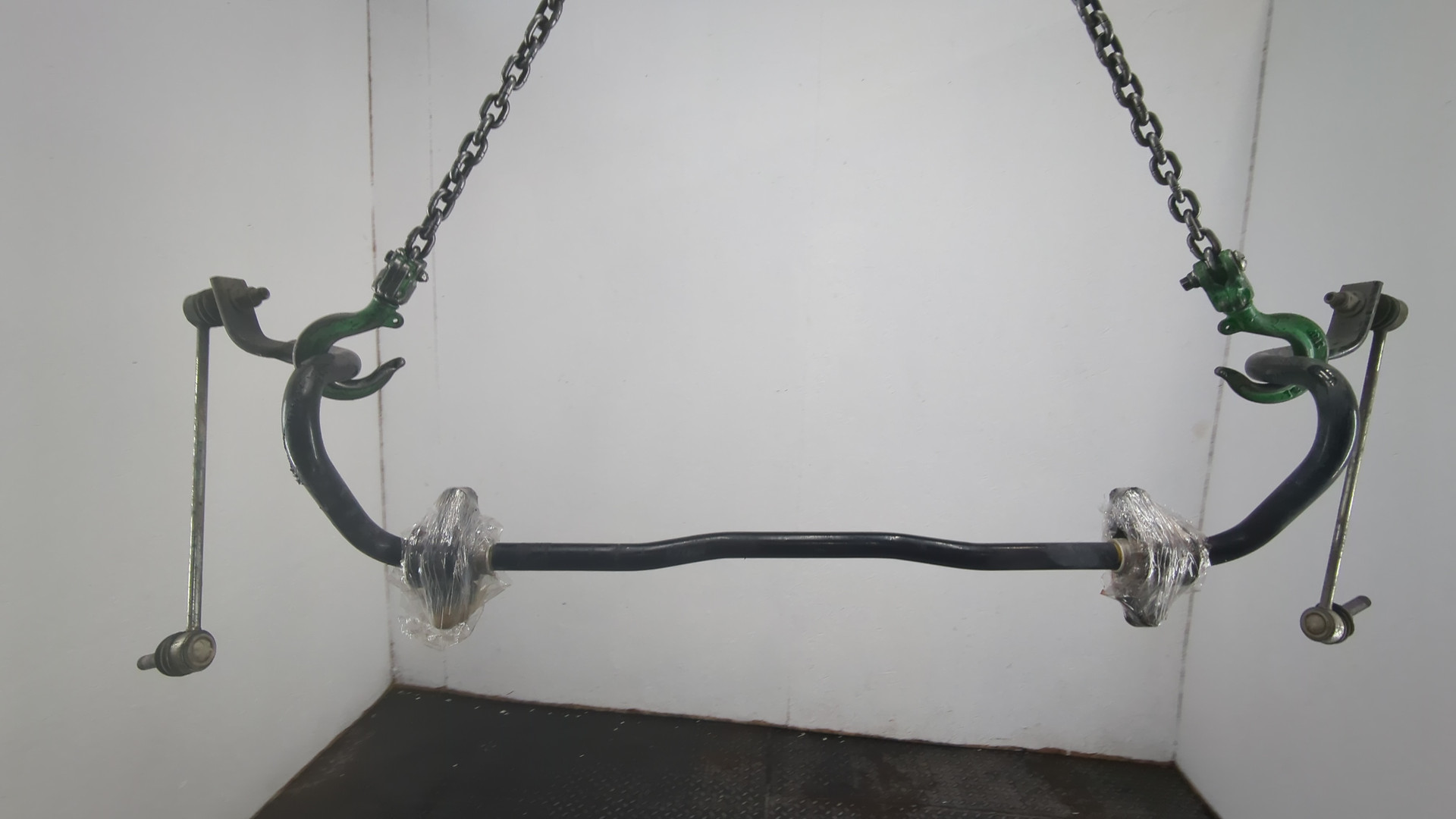 Стабилизатор передний