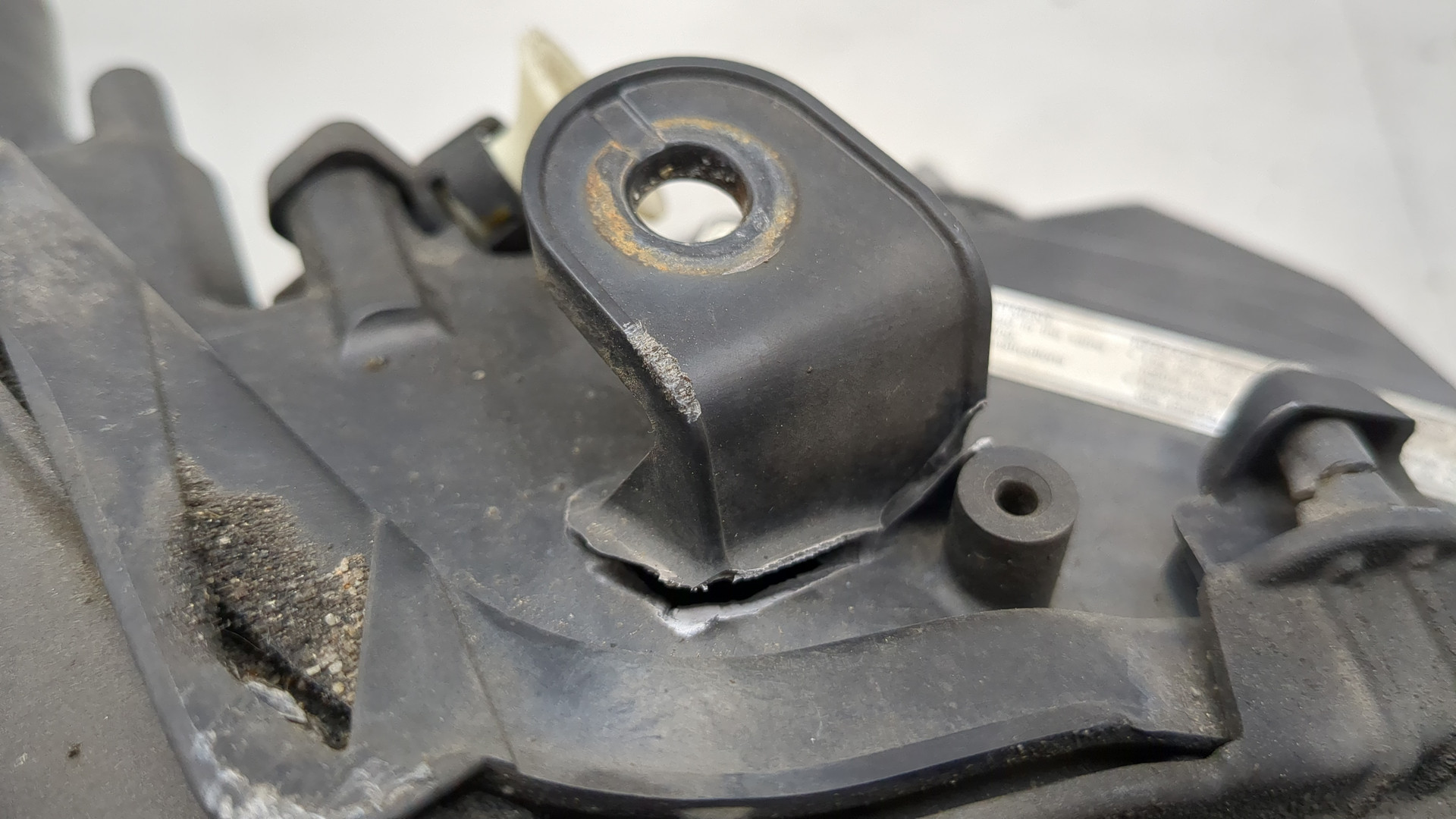 Фара правая