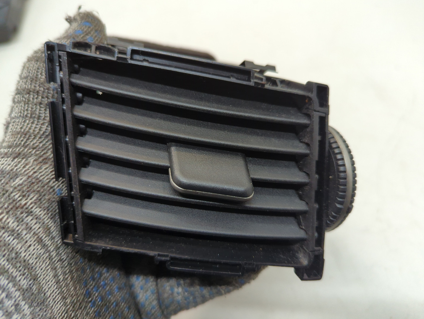 Дефлектор воздушный