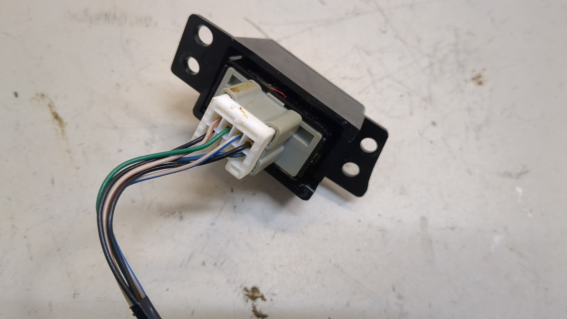 Кнопка обогрева сидений