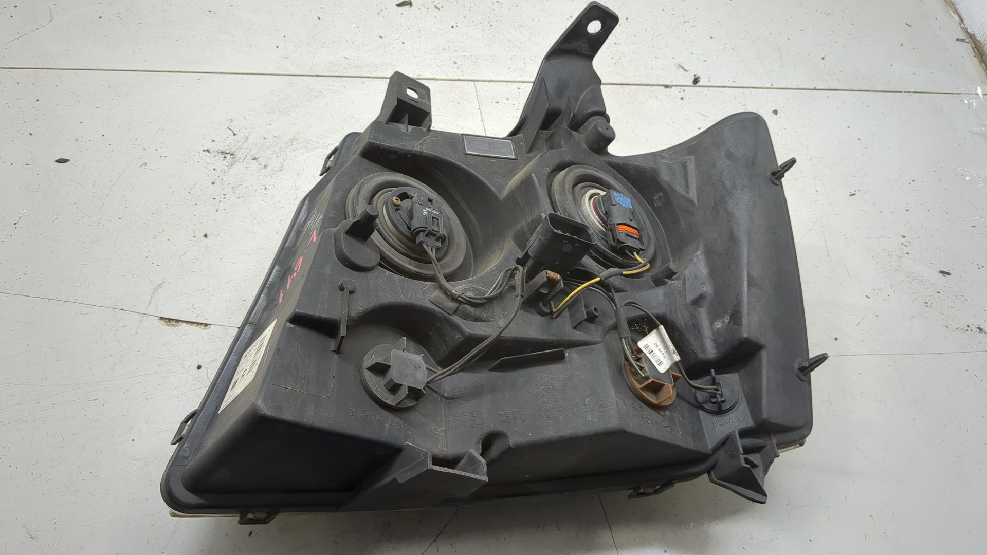 Фара правая