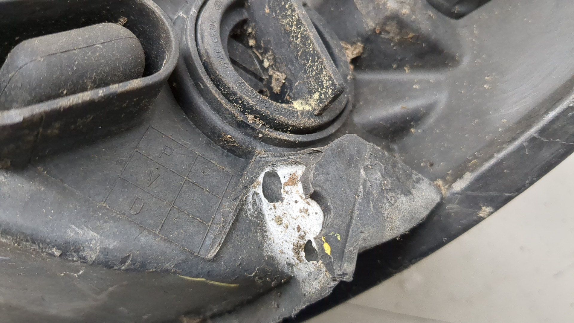 Фара правая