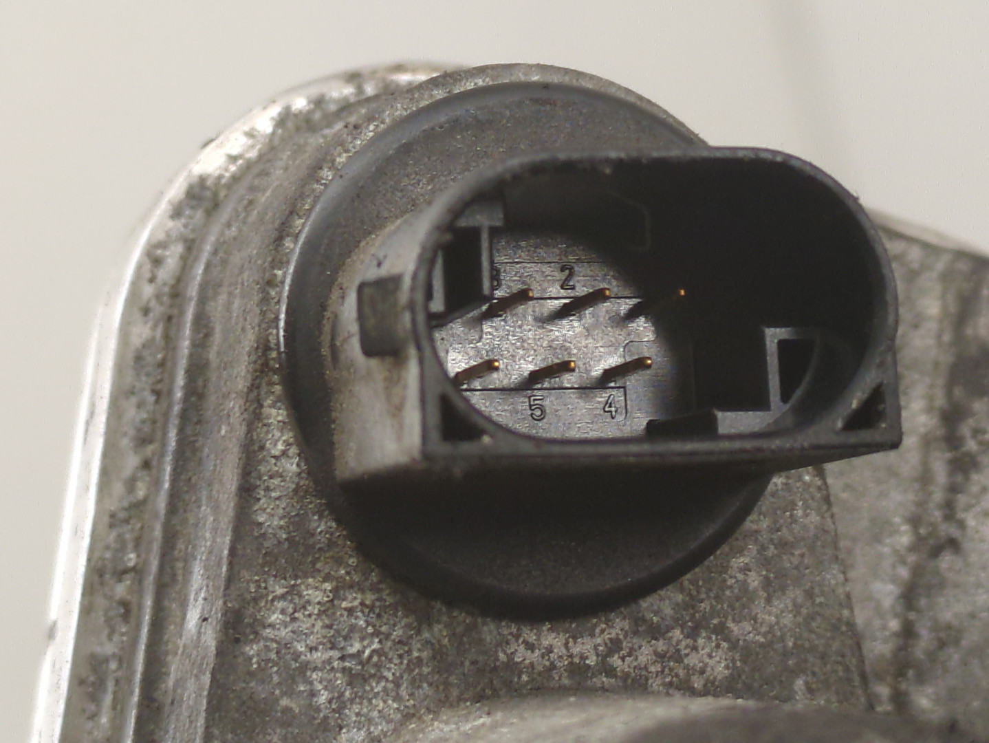 Заслонка дроссельная электрическая