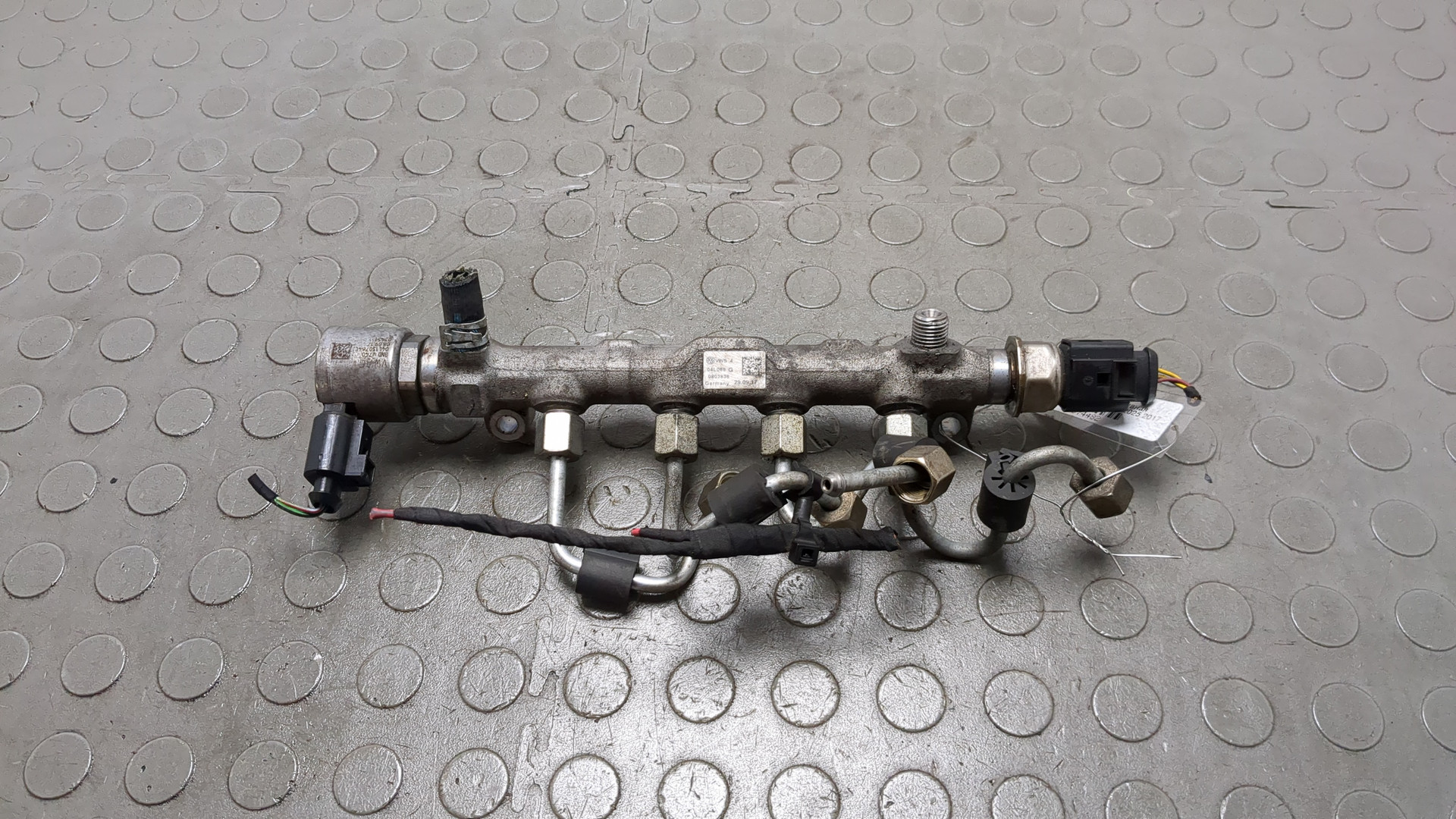 Рейка топливная (рампа)