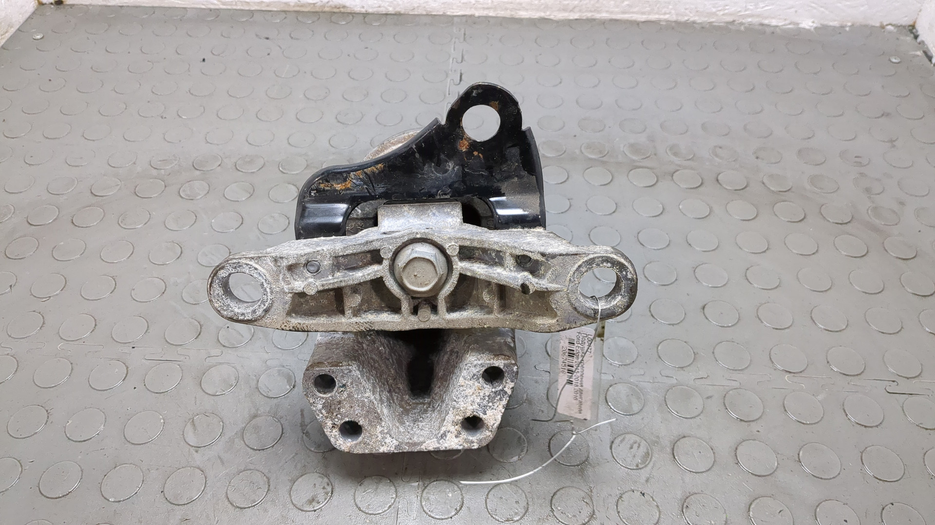 Опора двигателя