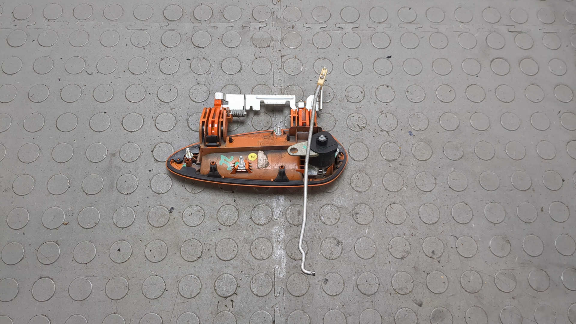 Ручка двери наружная