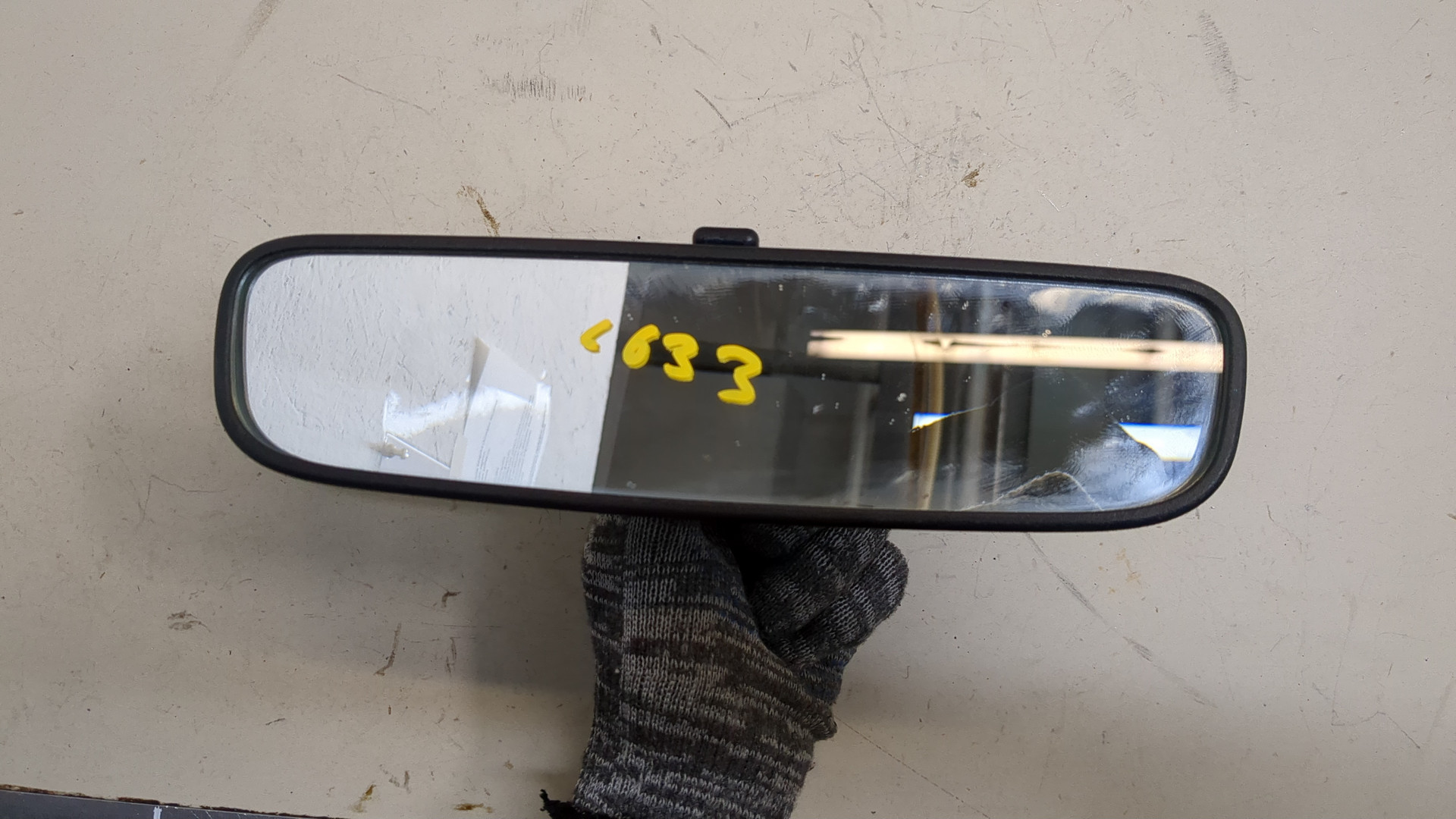 Зеркало заднего вида