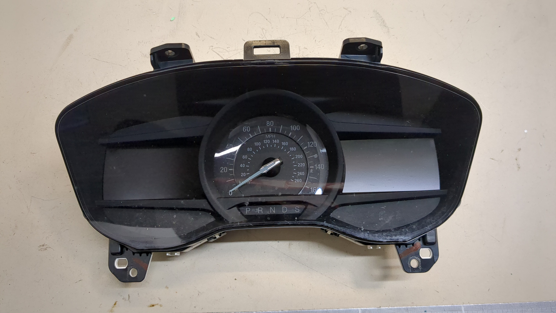 Панель приборов