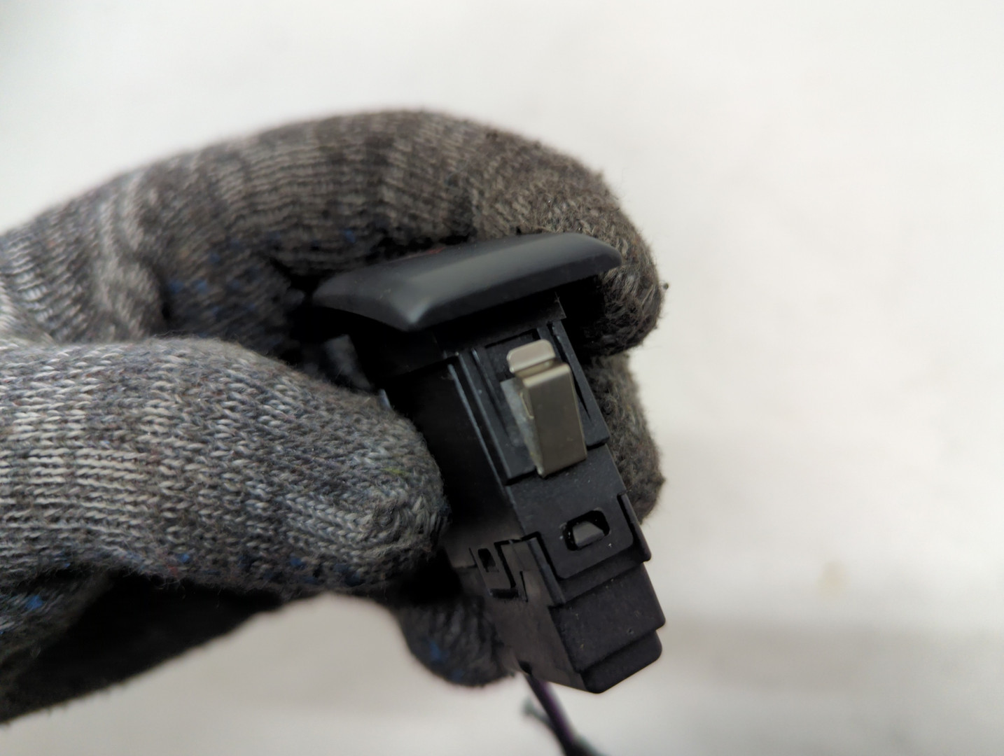 Кнопка аварийной остановки