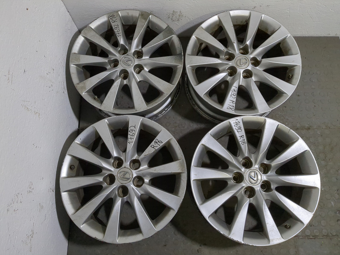 Диски колесные литые легкий сплав 4 шт